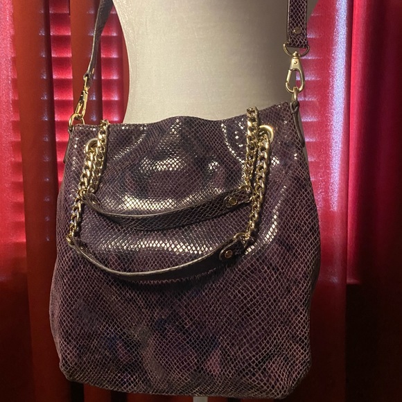 Michael Kors Chelsea Snakeskin Embossed Crossbody Shoulder Bag - Picture 3 of 11